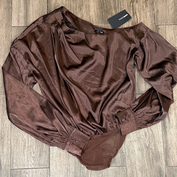 NWT Fashion Nova High Status Satin Brown Long Sleeve Bodysuit - Picture 3 of 6